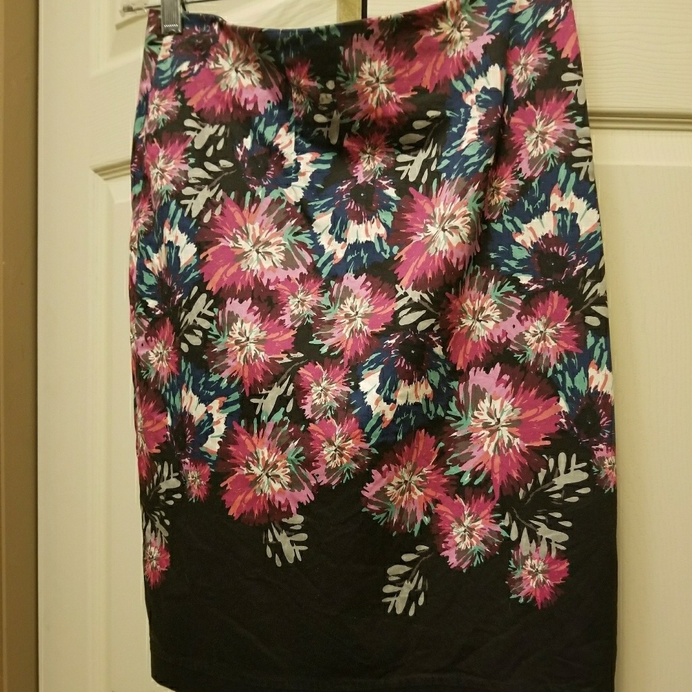 ELLE Skirt